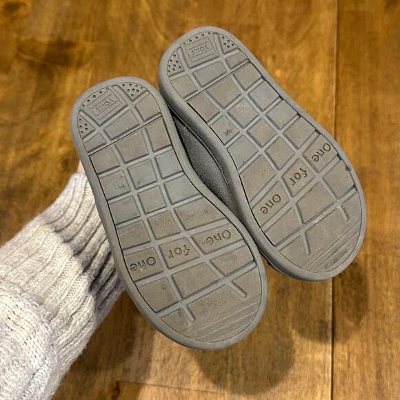 TOMS Nepal Boot Gray Suede Fair Isle kids size 5 One for One - Picture 2 of 7